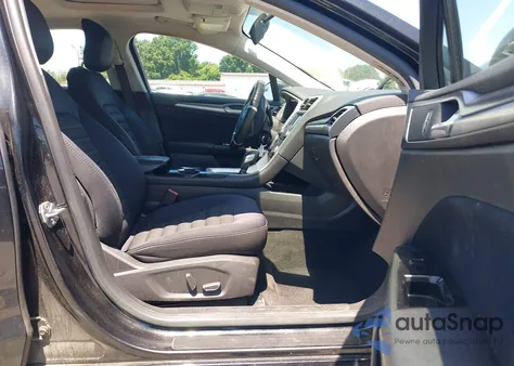 2015 Ford Fusion Se z USA, uszkodzony, nr VIN 3FA6P0H73FR137908